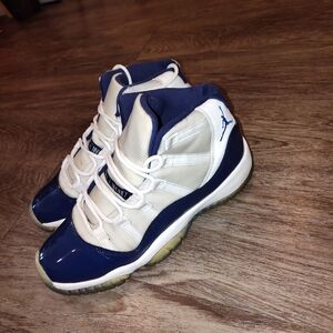 Jordan 11 Win Like 82  Blue and White Sneakers